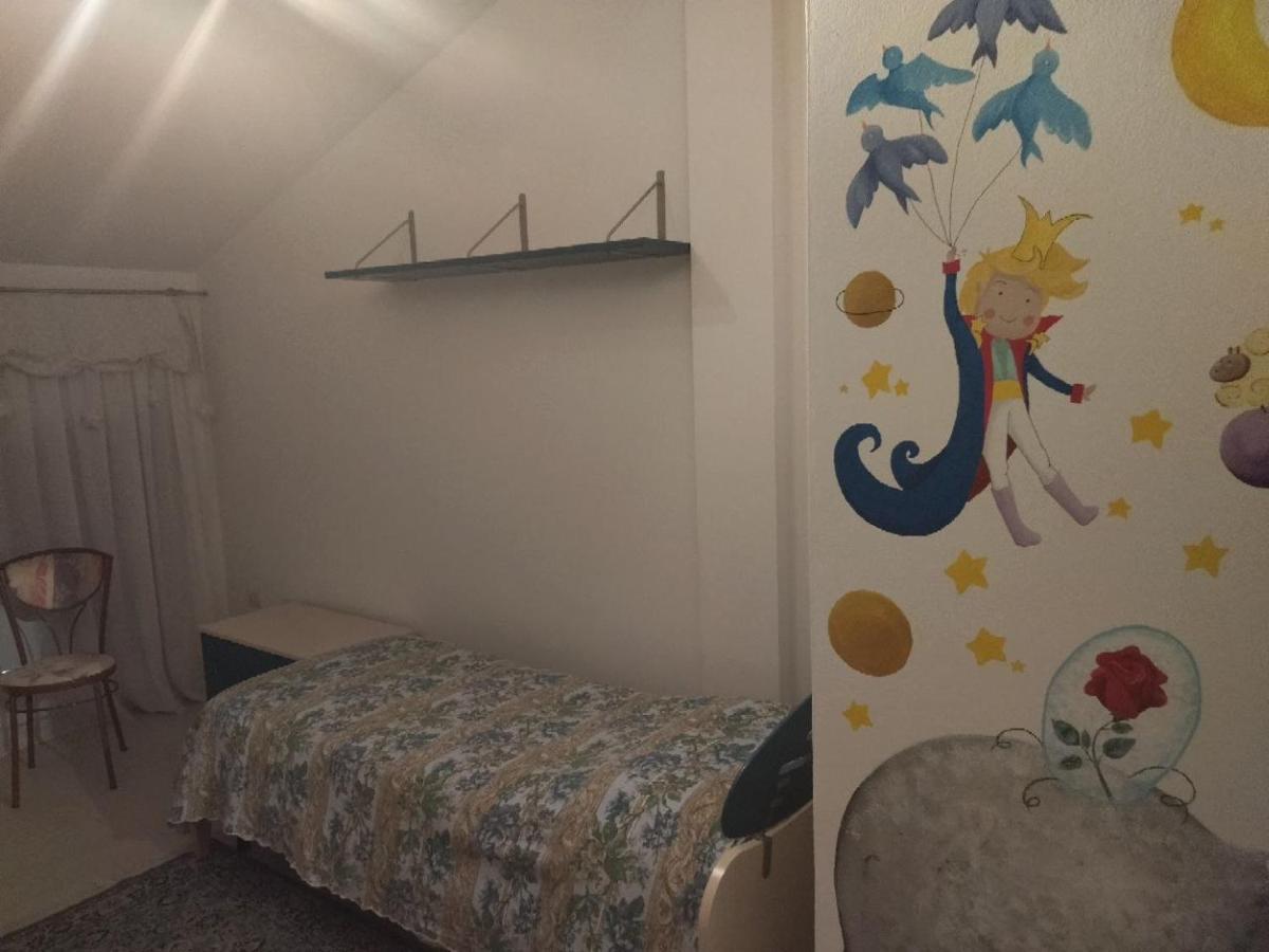 Room In Guest Room - Single Room Between Padua And Chioggia Brugine Eksteriør billede